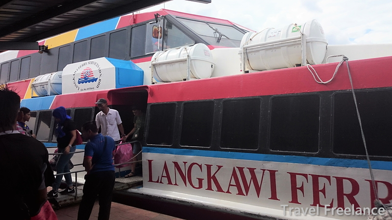 クアラペリスからランカウイ島行きのフェリー